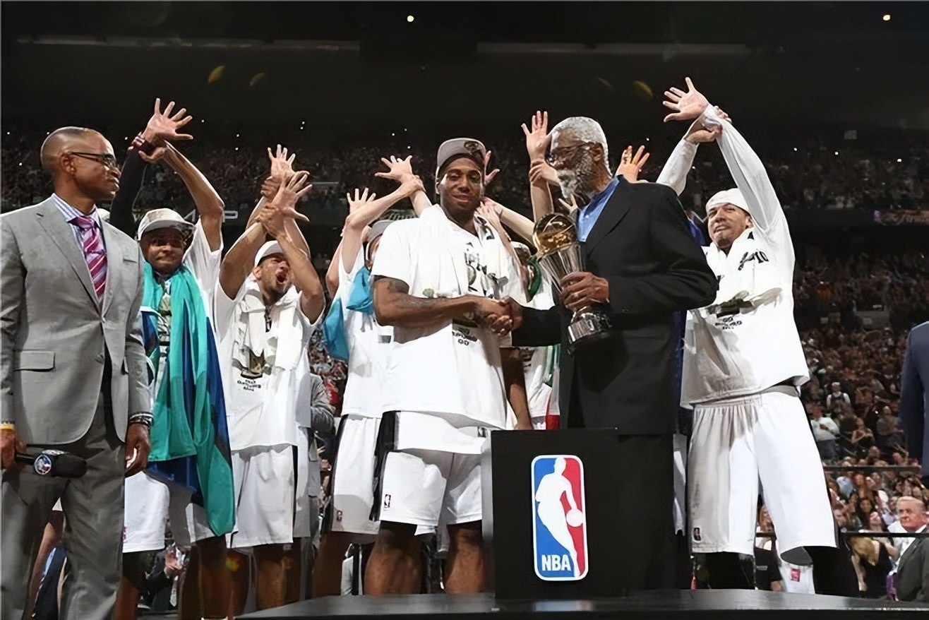 NBA14年总决赛高清录像(2014总决赛G5的马刺——如潮水般流畅的进攻，似群狼般凶狠的防守)