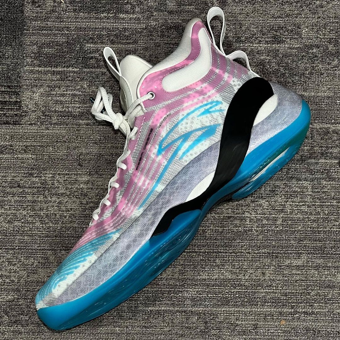 特步有没有什么好看的女款粉色鞋（百花齐放！韦德之道10代多配色曝光，安踏KT7Pro来袭，特步惊喜多）