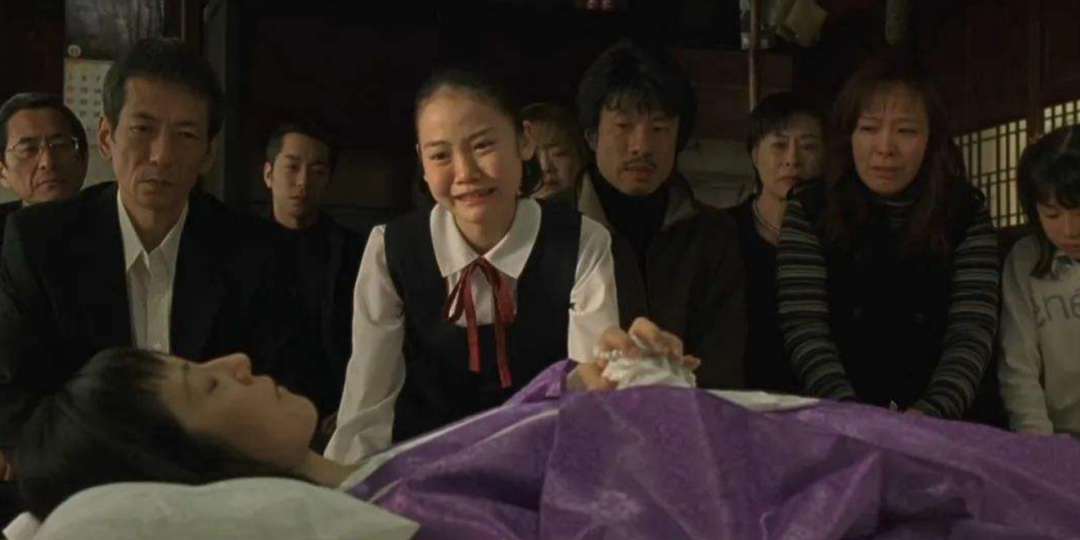 别用手直接触摸身体，入殓师：无关恐惧，就算是亲人也不能这样做