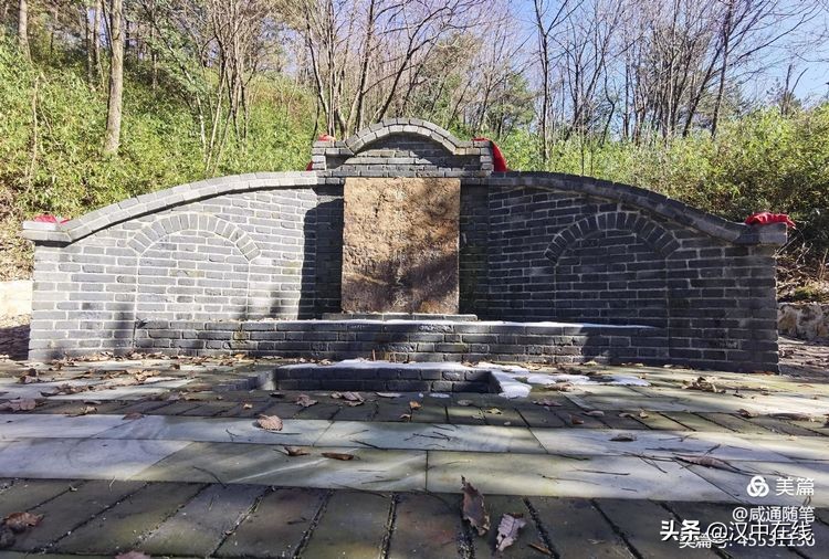 來此處踏青，不負(fù)春光不負(fù)卿