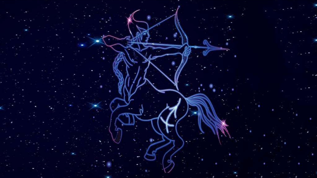 从小就从太阳神阿波罗和月亮神阿尔忒弥斯那里学到了很多知识和技能