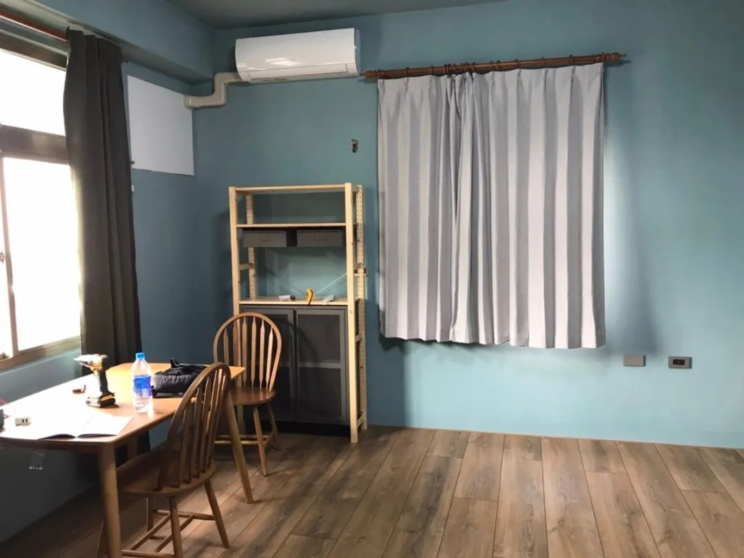 神老公改造！20年老屋变身清新婚房，DIY翻浴室、还有超美工作室