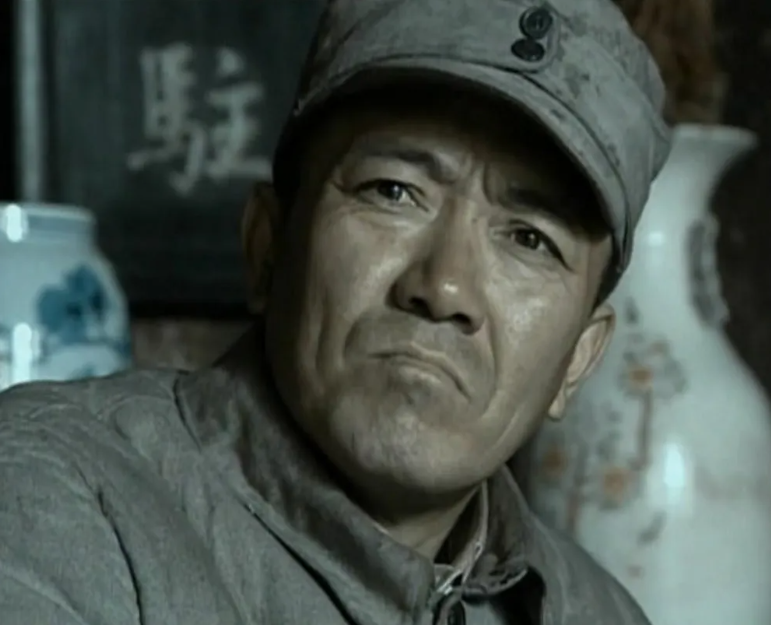 冯小刚遭人陷害，蔡国庆立过3次三等功，军旅男星为何如此优秀？