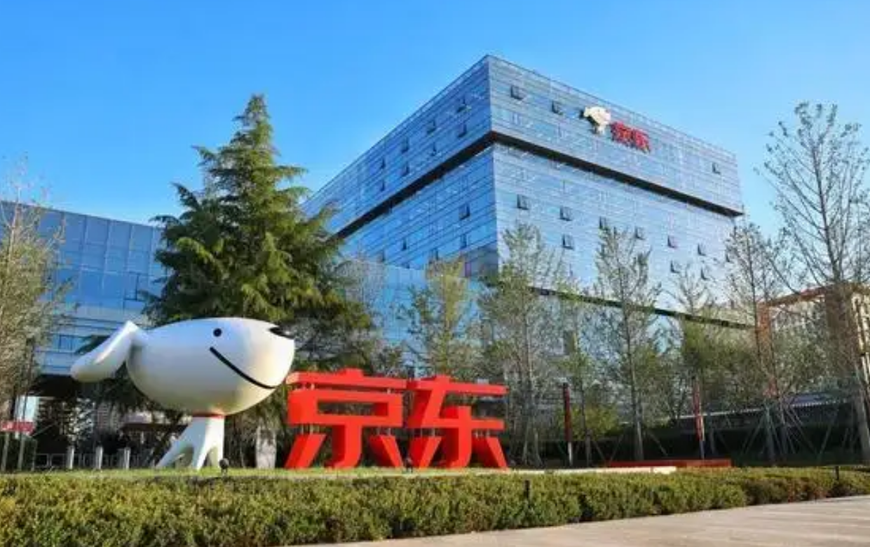 “京东老板”刘强东：把女儿宠成公主，儿子却是他一生的痛