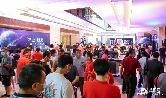 英众集团发布三大系列新品：摘下商用PC“皇冠上的明珠”