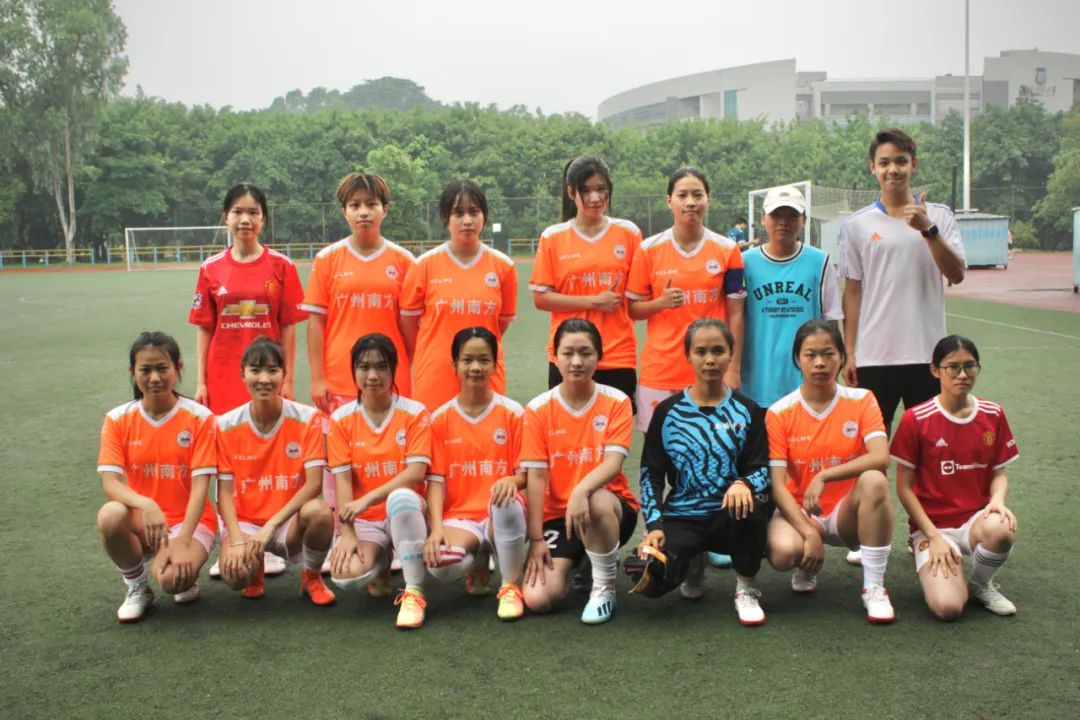 2014全国青少年足球联赛（少年中国 - 广东高校足球女将们期待的赛事，快要来了）