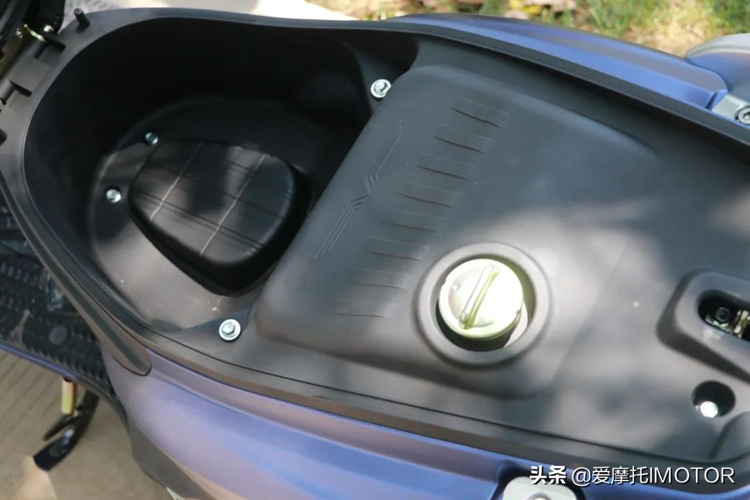 14980元起，带TCS的混动踏板VRF150上市，大阳发布多款踏板车新品