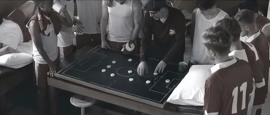 世界杯广播口播（俄罗斯世界杯十余家车企投放中央广播电视总台，推动产品销量大涨、品牌力大幅提升）