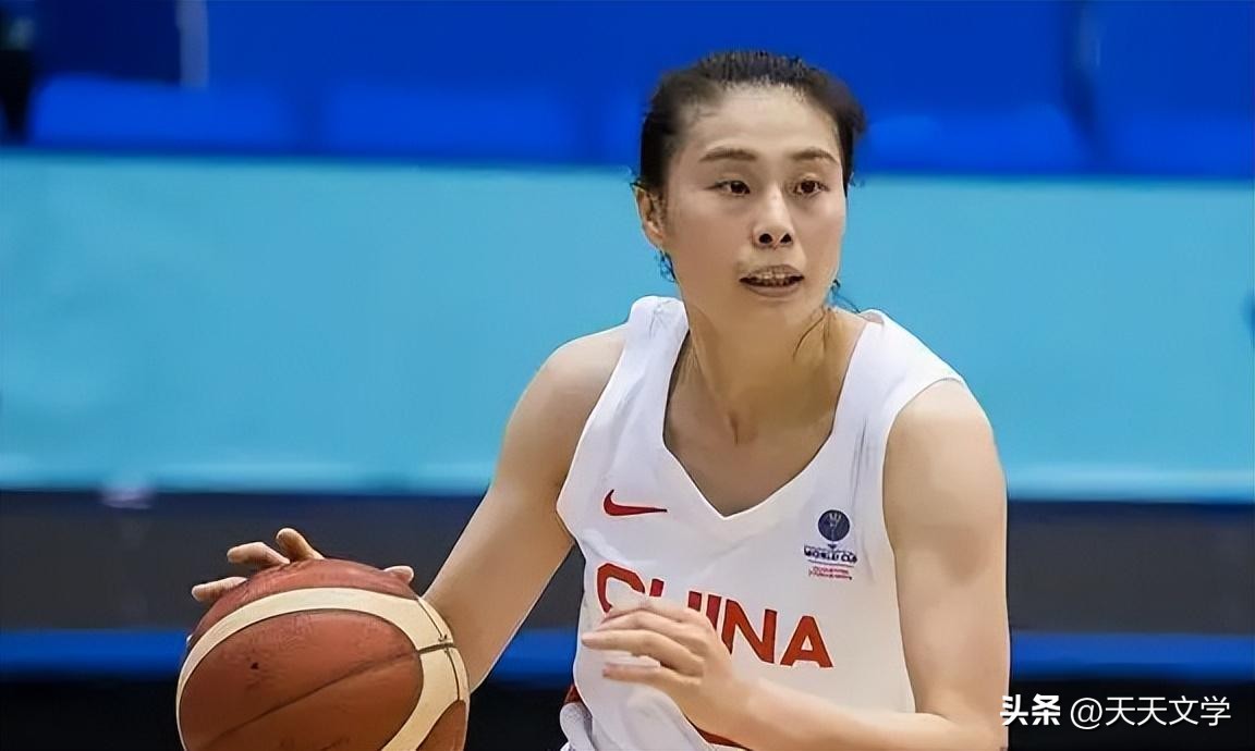 女篮王思雨个人资料(中国篮坛国民女神王思雨:喜欢腹肌男,比赛水平