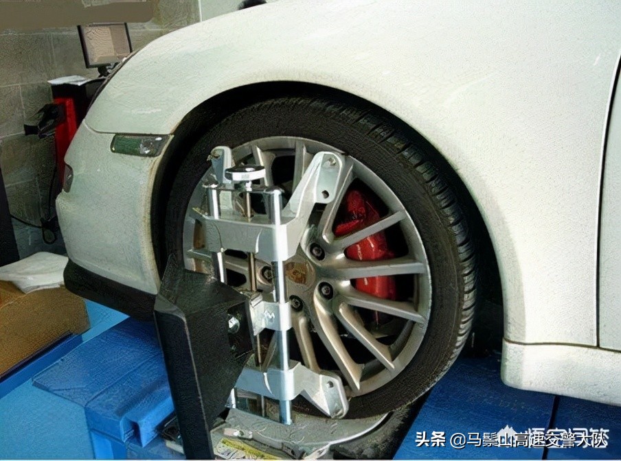 换了新轮胎后车跑偏该怎么办