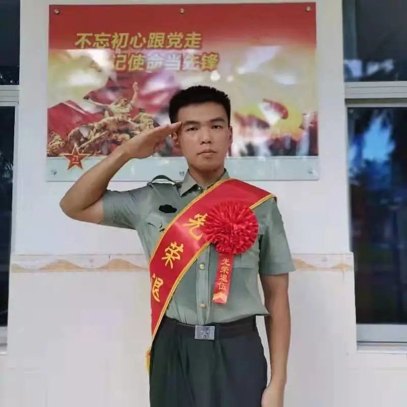 北京这10位青年：考入双一流，毅然参军入伍！服役武警、陆军、火箭军！