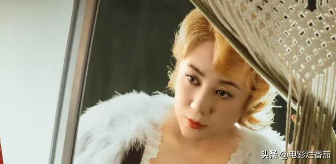 13天破20亿！2022年初这个无名之辈的表演，让我爆发出久违的大笑