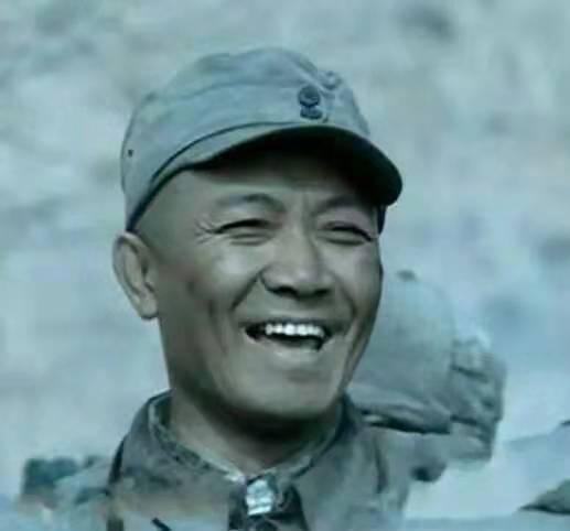 我们是人民的武装，不是粗鲁的文盲——读《毛泽东军事箴言》