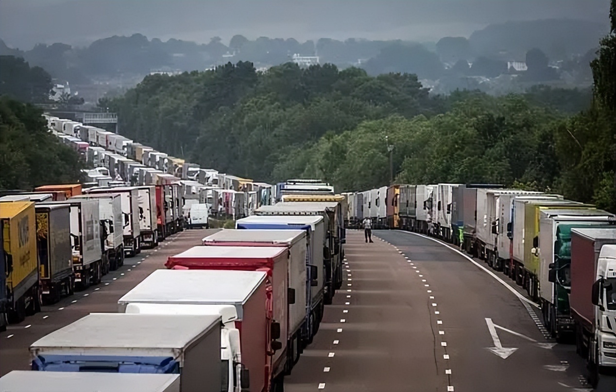 һ����GDP�����������ý˵ʵ�����й���Ӧ���κι��Ҷ�ģ�²���