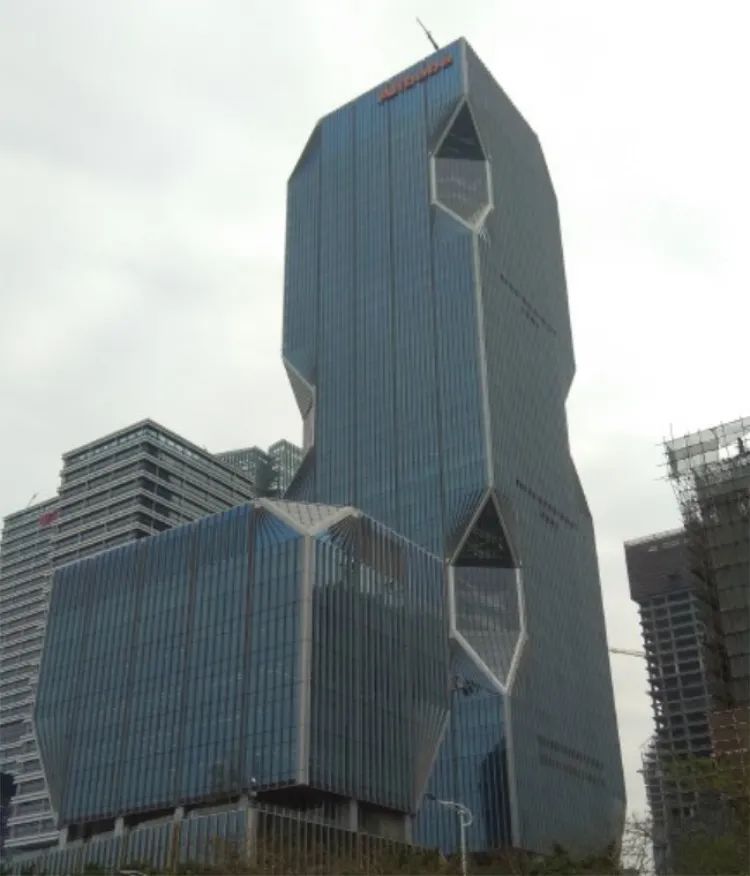 2021年中国十大丑陋建筑来了，到底谁最丑？