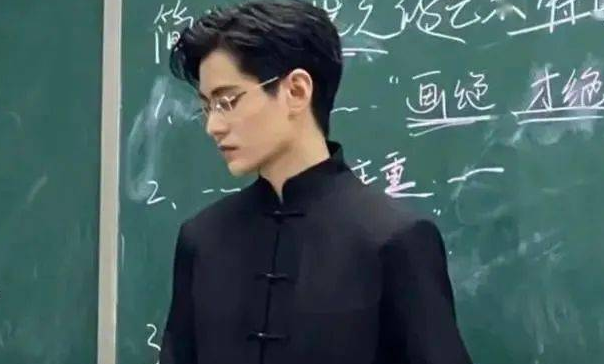 教师队伍“喜从天降”，职称和绩效或调整，部分教师工资涨幅较大