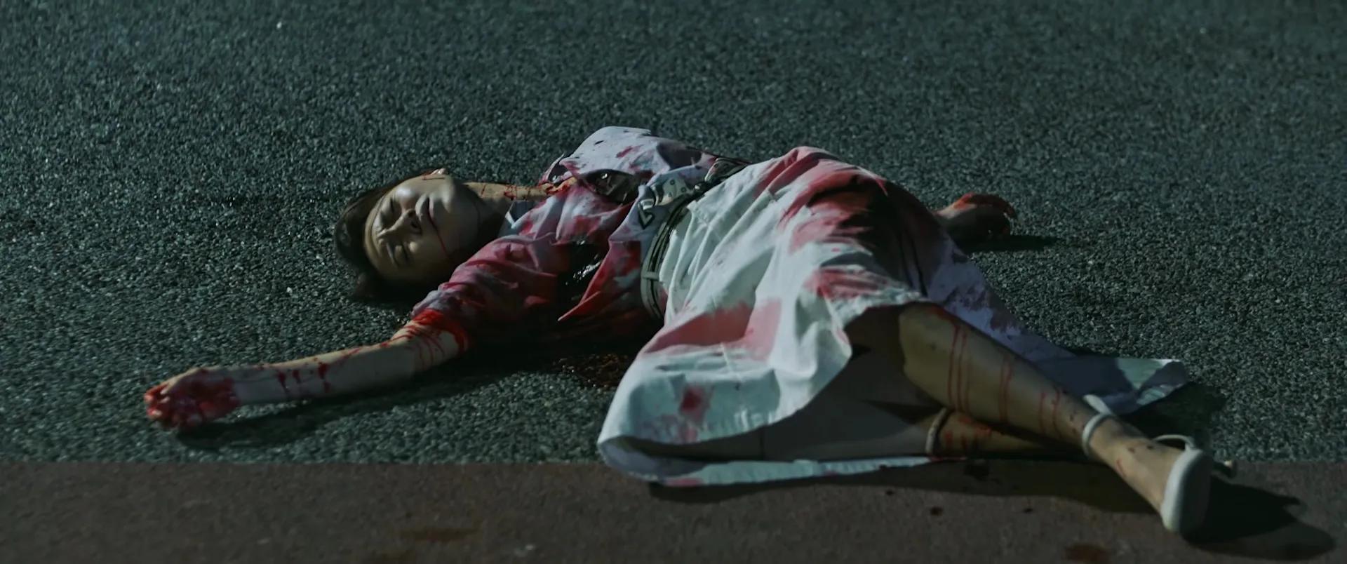 《通天塔》水鬼连杀三人,女富豪独自逃生,女法医死得太冤枉了