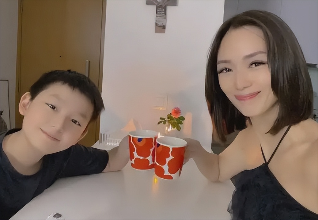 23年后再看《东游记》：吕洞宾落魄，何仙姑破产，穿山甲出家