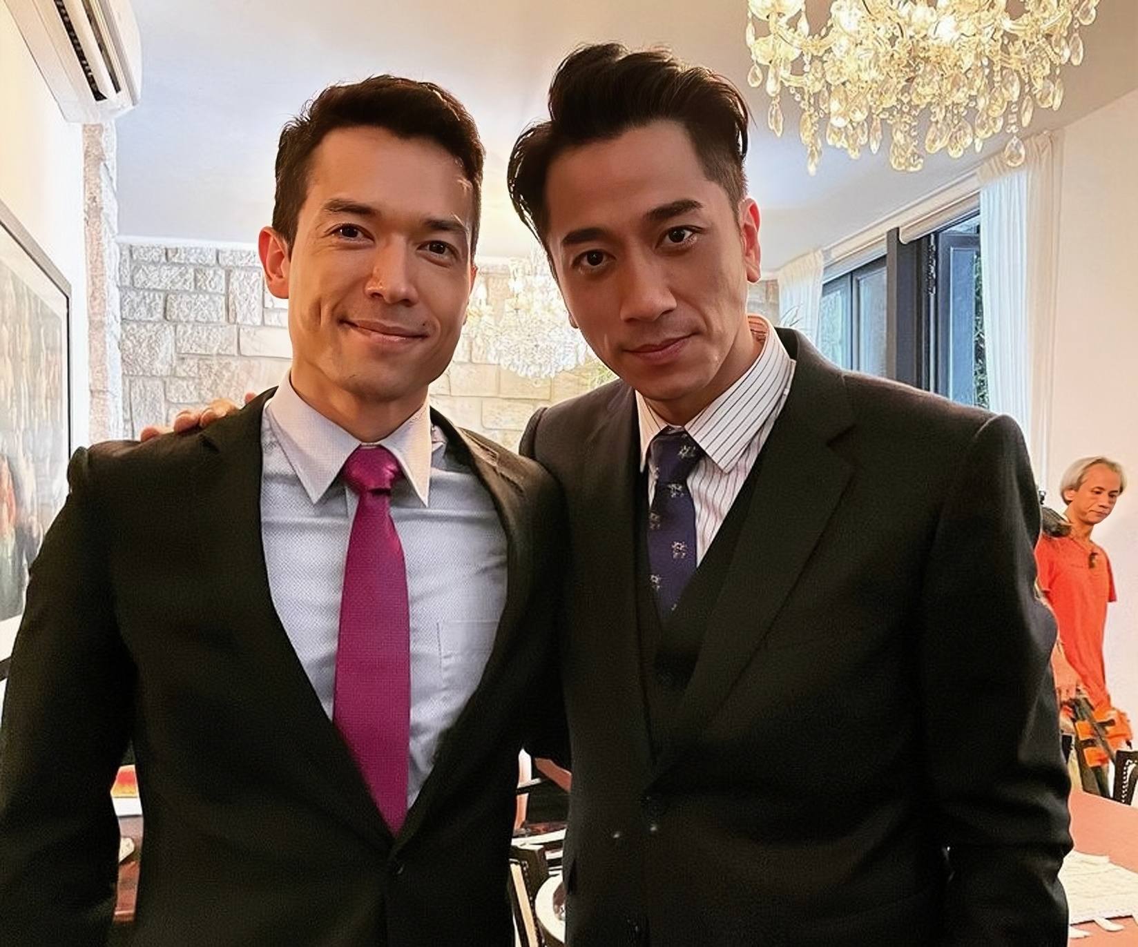 突发!tvb混血男星被曝将要离巢,计划重回年薪200万的机长岗位