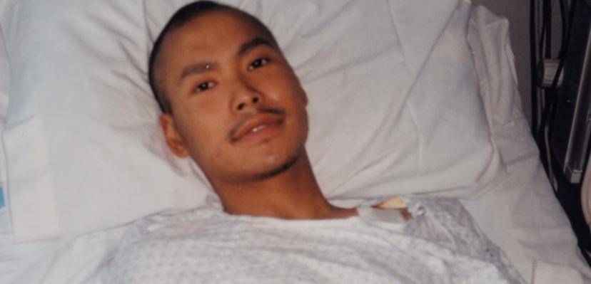 19岁不听话，22岁骨病，24岁含笑离世，才华横溢曾打败周杰伦