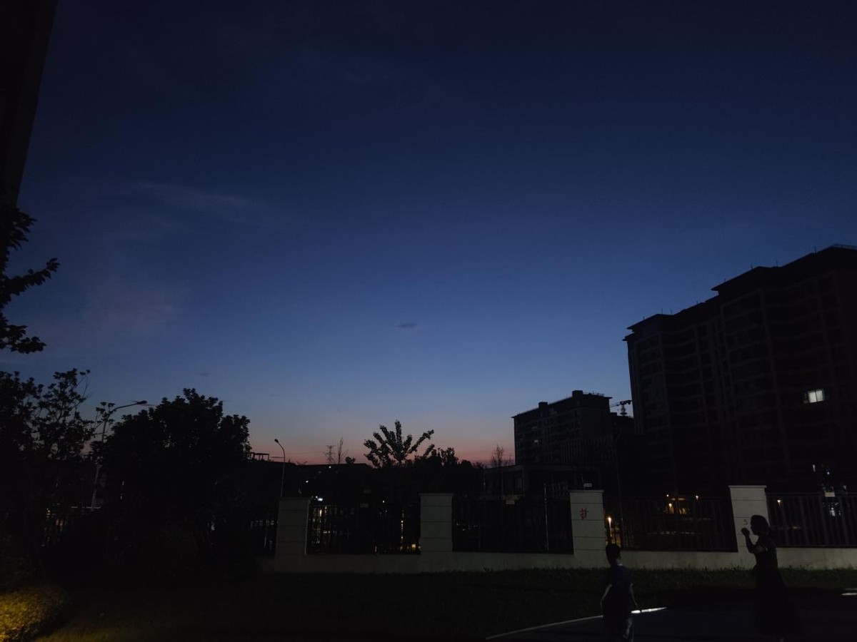 “配置没输过，体验没赢过”小米12 SPro下一代钉子户