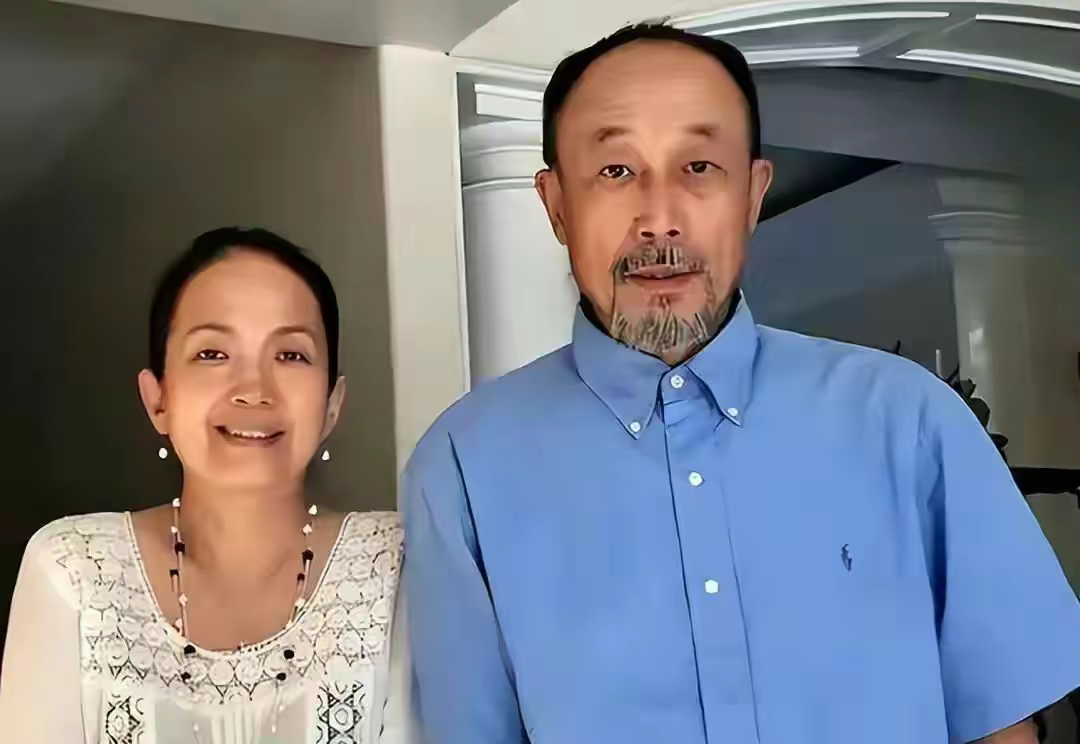 吕丽萍63岁生日,三婚老公孙海英送三个蛋糕,儿子张博宇缺席4年