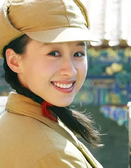 频上热搜！细扒《相逢时节》7位美人的“妙谈”，有人戏红人不红