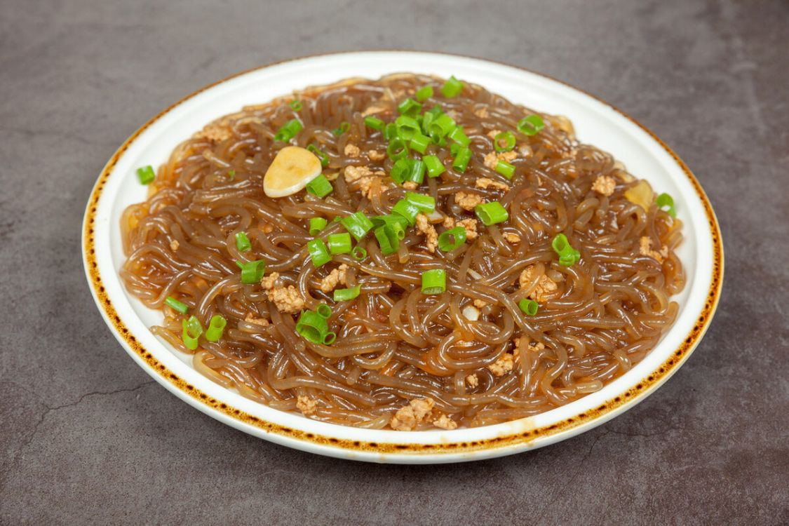 红薯粉条,土豆粉条,绿豆粉条,能做的菜差别大了,不少人搞错