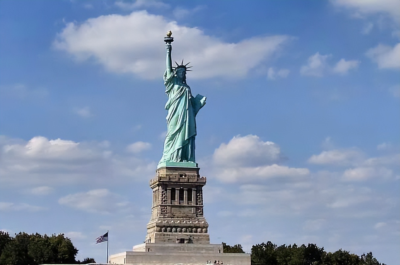 马某某是谁不重要，理解他干的事有多恶劣才重要，必须警惕被洗脑