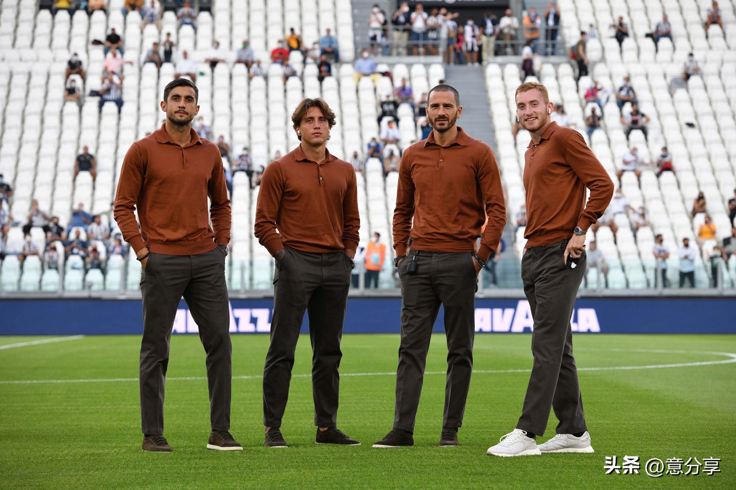 阿玛尼EA7还为那不勒斯准备(2022-2023意大利甲A顶级足球俱乐部背后的时尚巨头们)