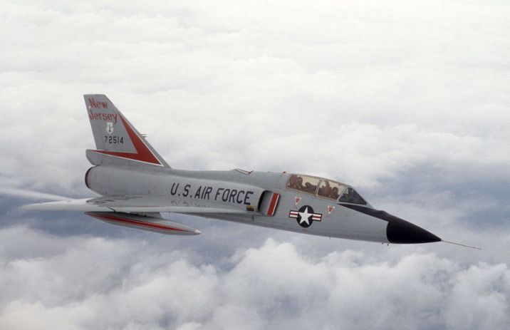 11. 康维尔 f-106 delta dart