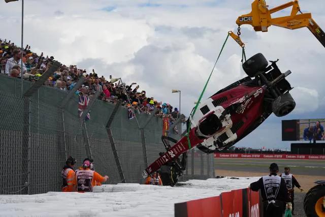 2021F1法国大奖赛(中国首位F1赛车手，在英国遭遇严重事故，一项高科技让他死里逃生)