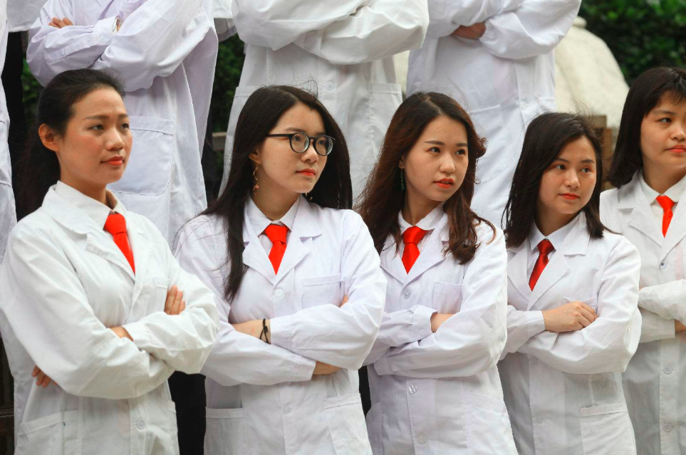 就业率高的医学专业排名，临床医学无缘榜首，口腔医学仅排第3