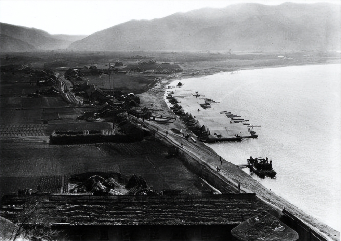 1946年春节，红十字会医院护士屠杀八路军伤员，背后隐藏巨大阴谋