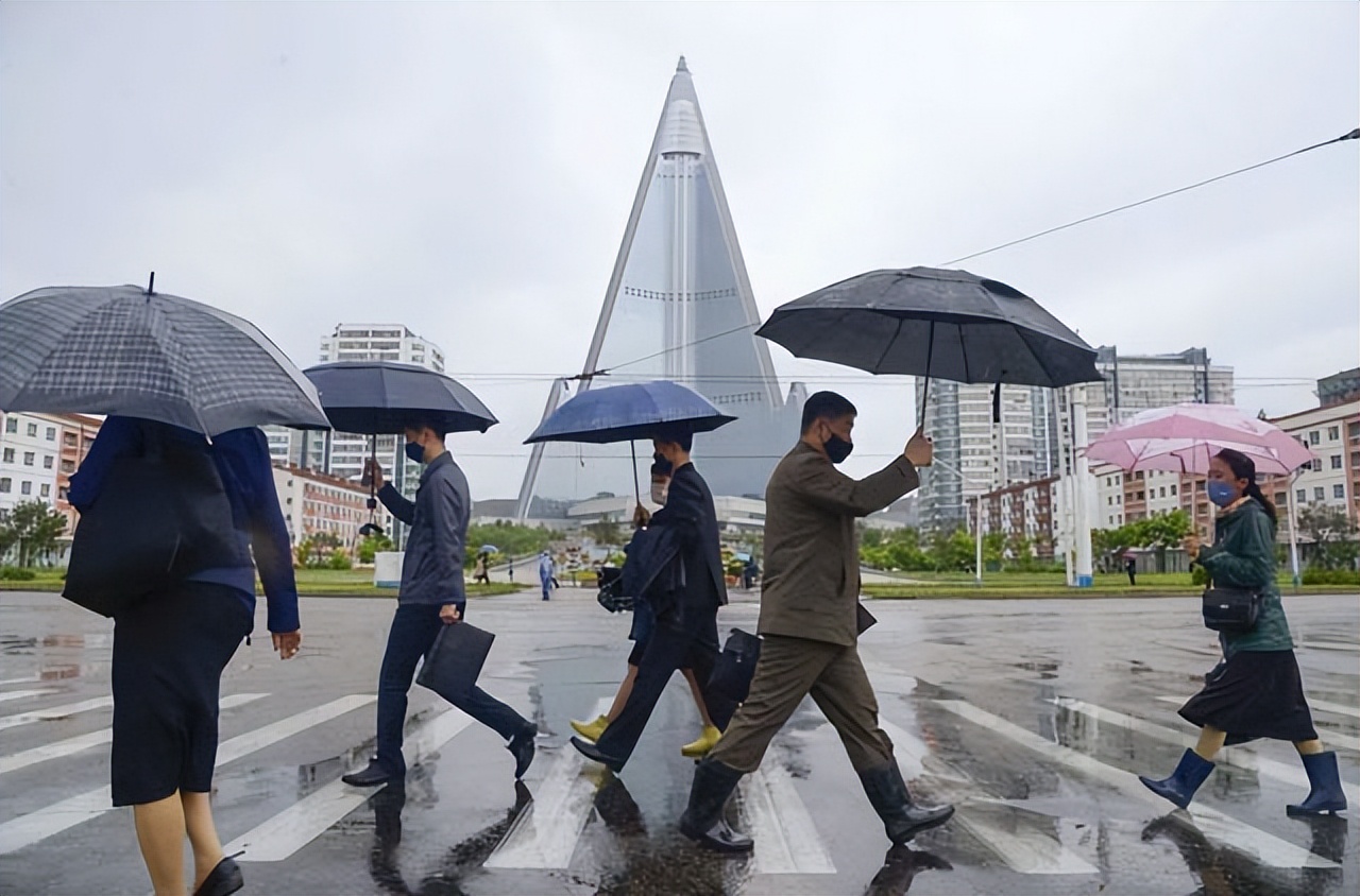 朝鲜日增1.8万，通报死亡病例，朝方计划一个月控制疫情！中韩表态
