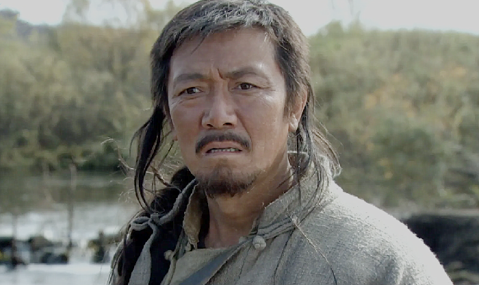再看《闯关东》发现,朱开山内心始终对鲜儿是看不上的