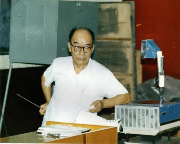 冲破国外技术封锁、创下多个“第一”！2022年，华理发出“最耀眼”的一束光！