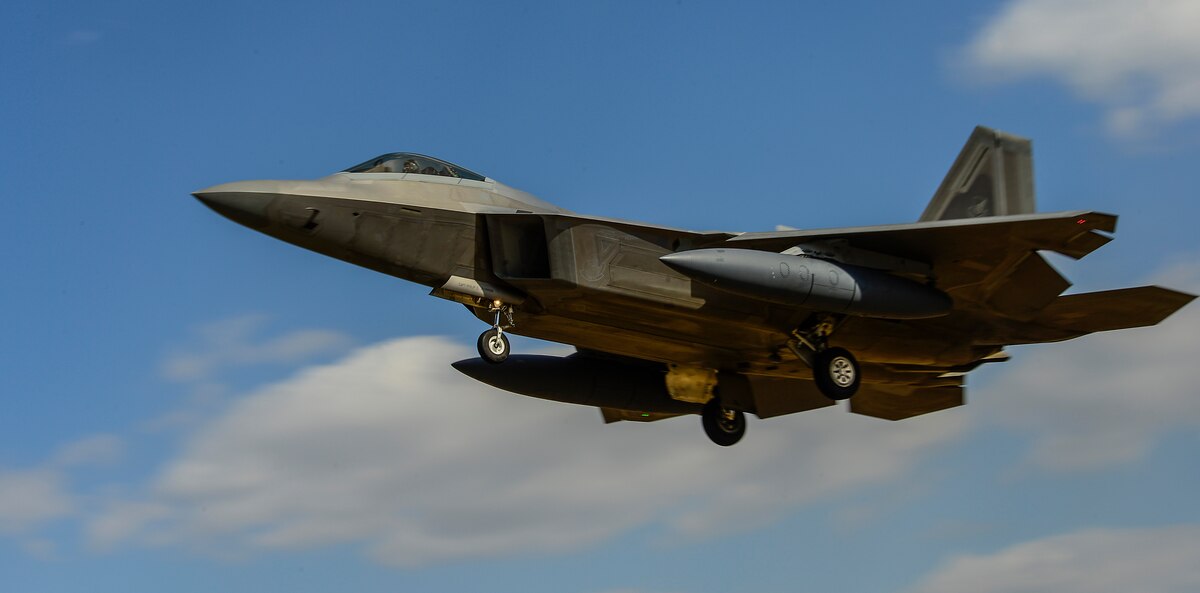 550�ܶ�1337�ܣ������վ�ս�������ͶԱȣ��й�����������������