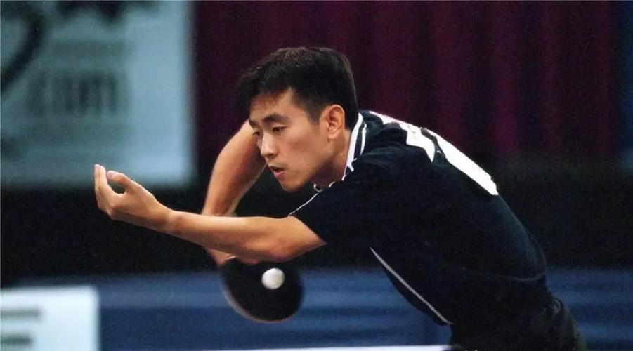打乒乓球的明星有哪些中国(中国男乒30年十大名将：马龙是唯一，张继科创记录，许昕最可惜)