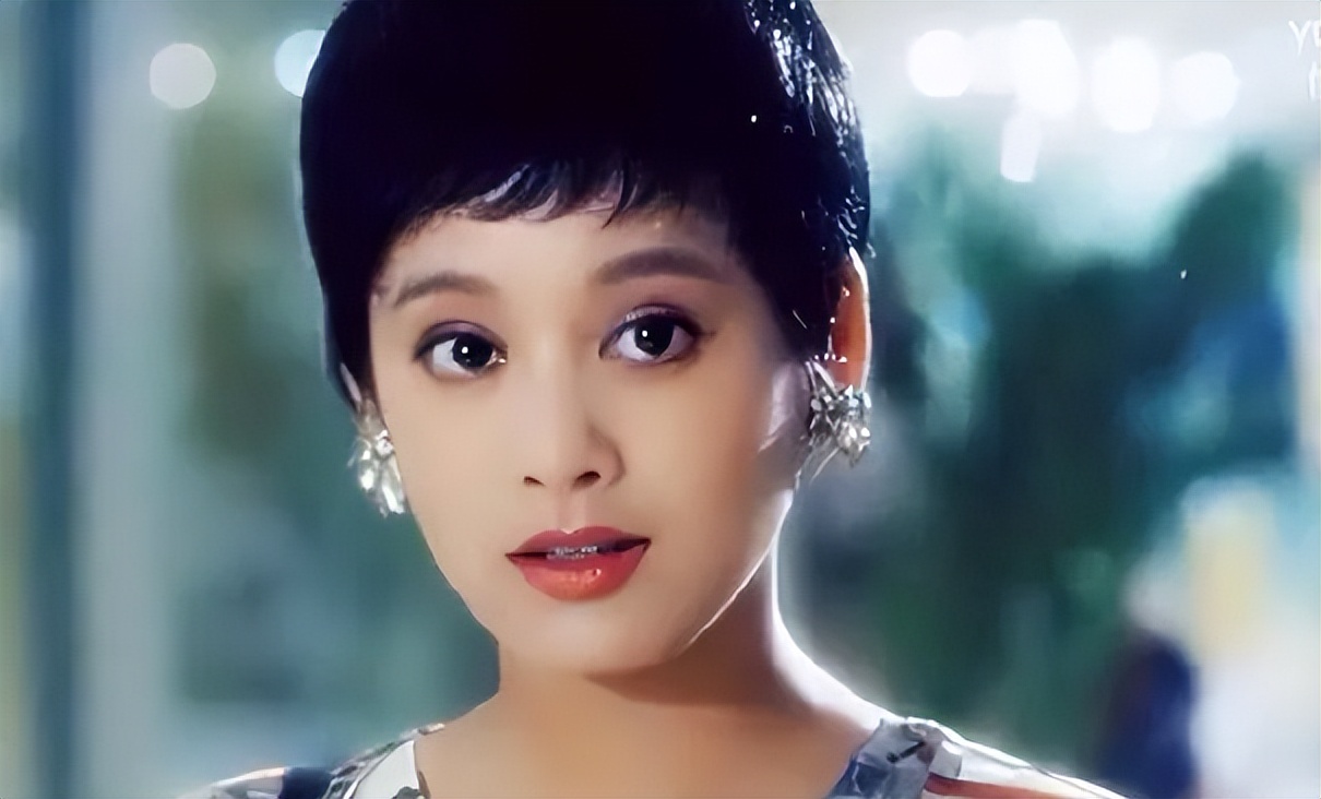 这10位女星，都曾是上戏校花，如今有人整容、有人被家暴