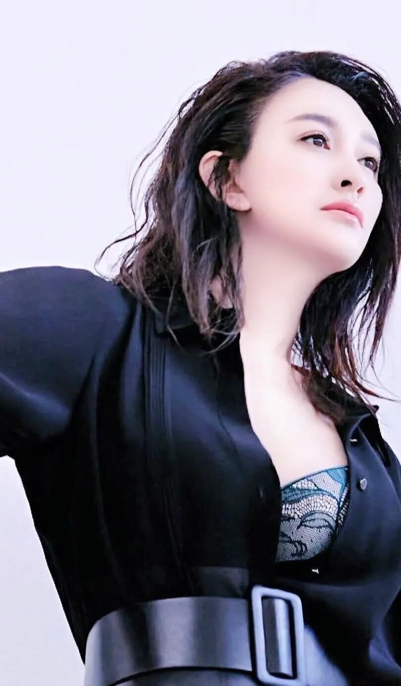 李小冉高清写真12