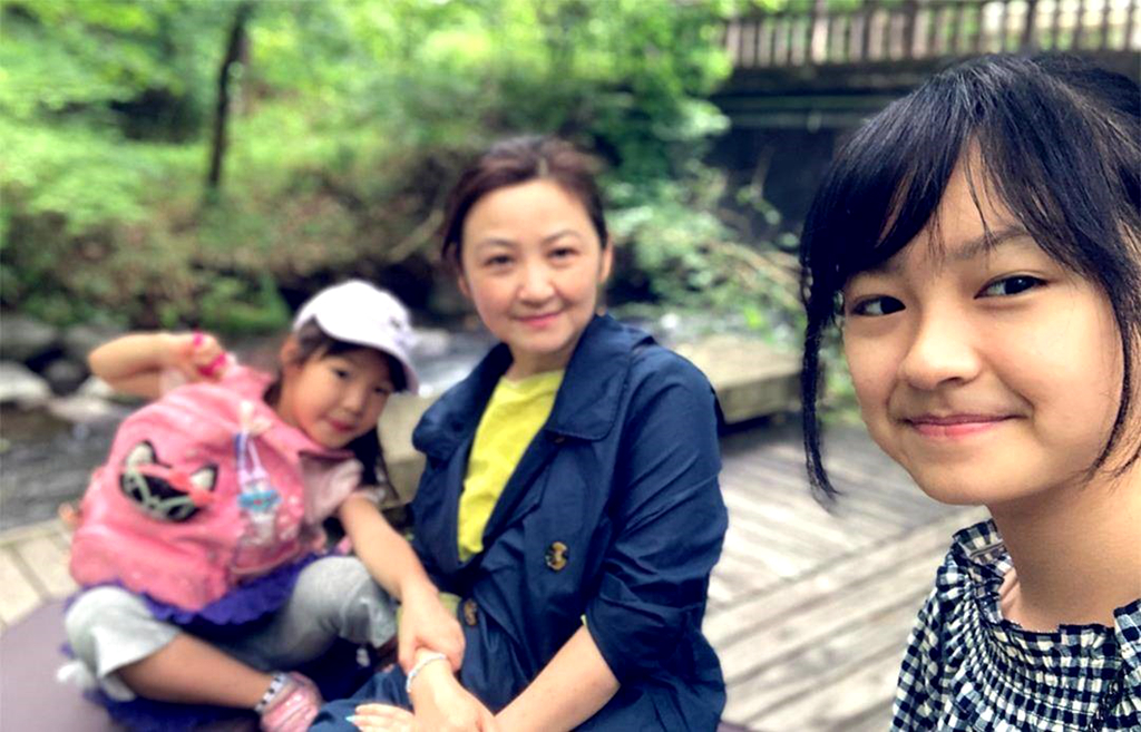 久违的《城南旧事》"小英子"沈洁出镜,如今51岁,为何难见身影