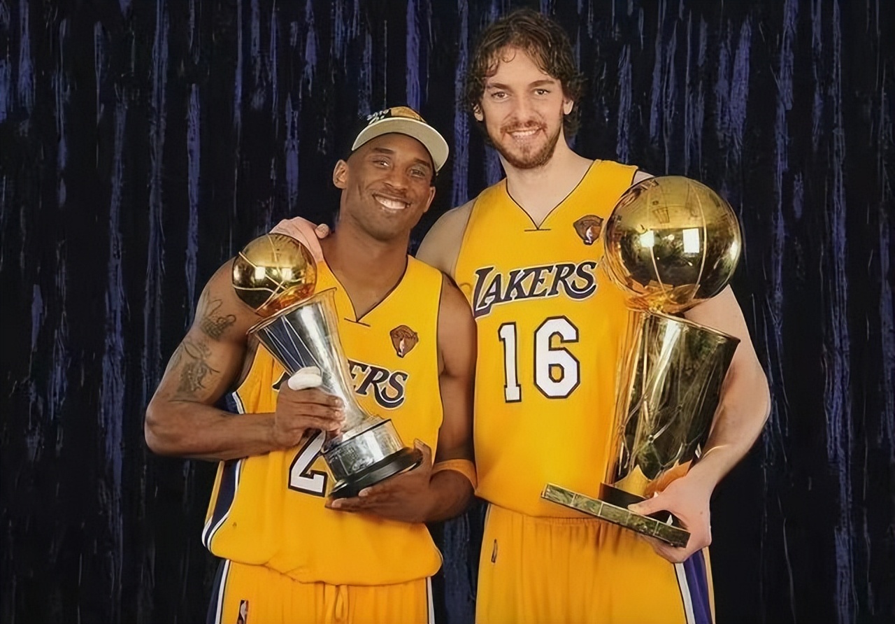 凯尔特人哪一年夺冠（08年凯尔特人夺冠，皮尔斯21+4+6，那么加内特雷阿伦什么表现？）