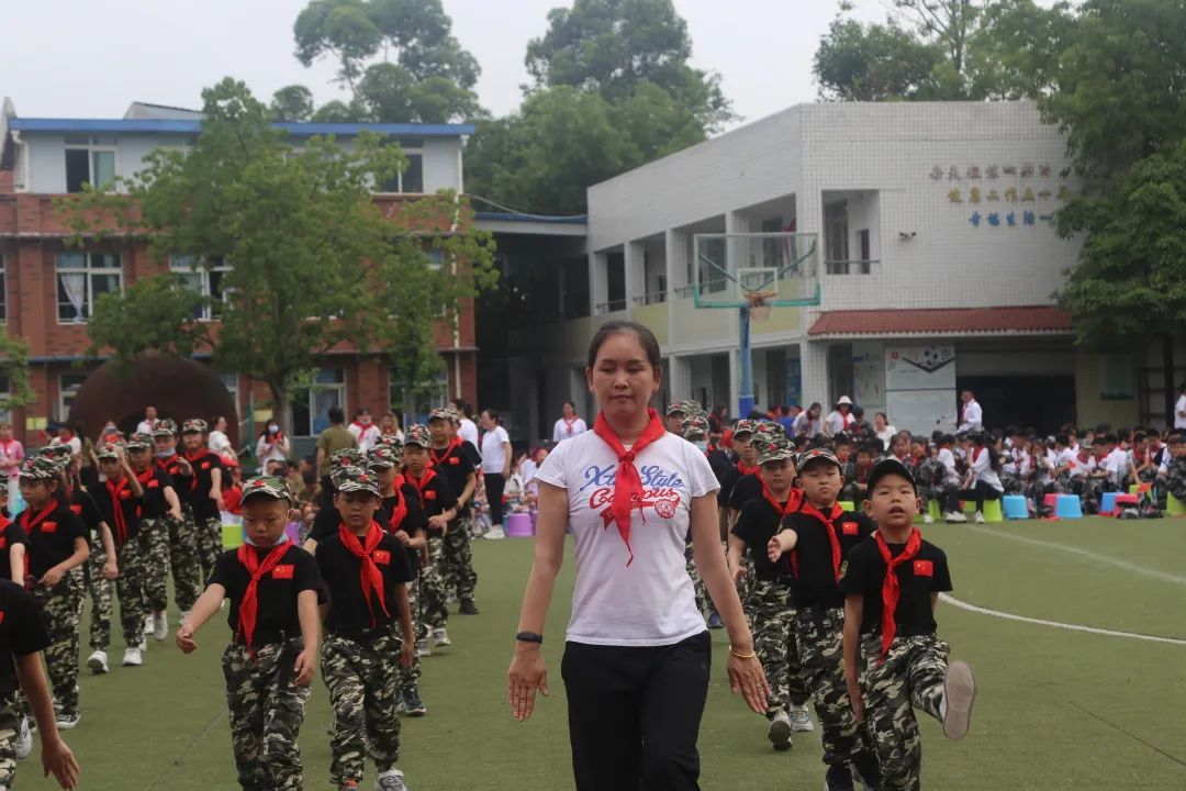 四川天府新区合江小学热烈庆祝“六一”国际儿童节