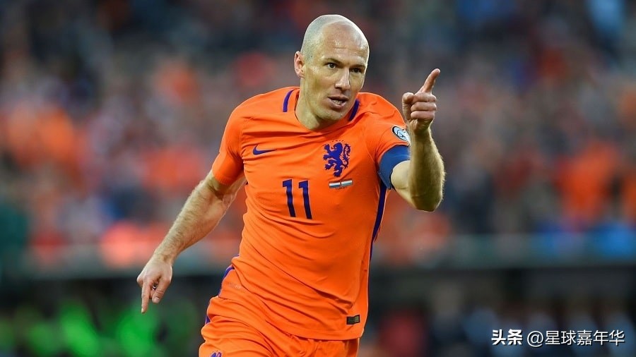 2010世界杯荷兰球员（荷兰队史最佳阵容：克鲁伊夫无冕之王，三剑客一代经典）