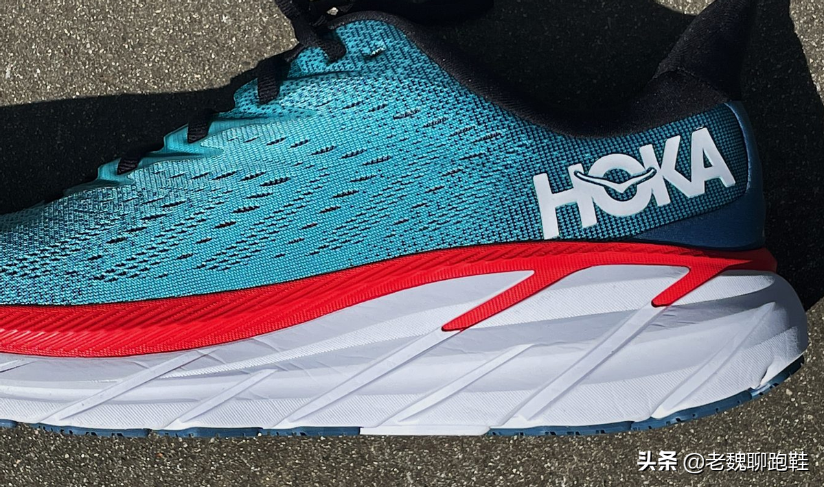 跑鞋中的5大“缓震王”！顶级缓震黑科技加持，踩屎感满满