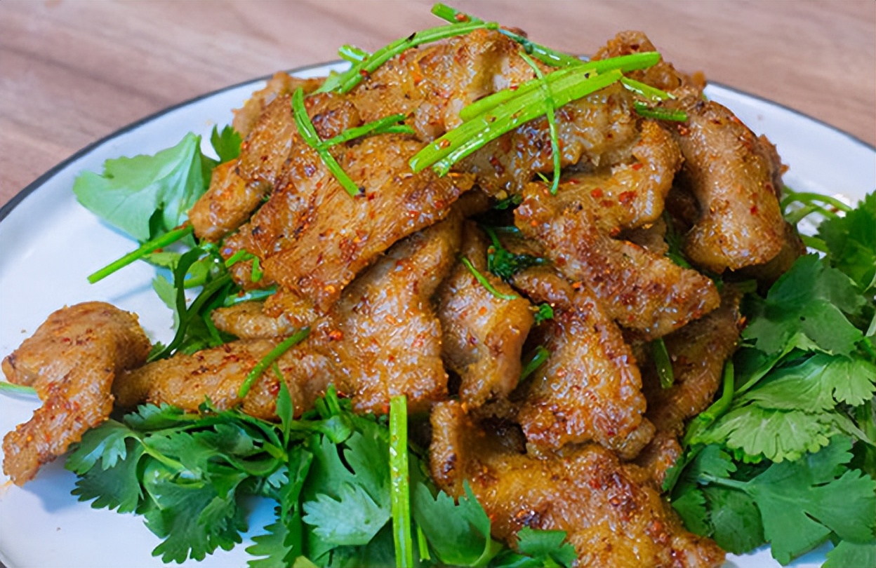 40余款菜肴推荐，家常味道不输饭店，做法简单一学就会，值得尝试