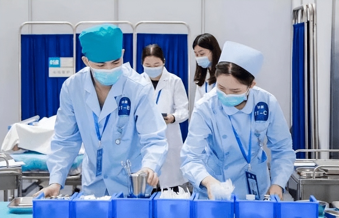 医学类院校排名重新洗牌，“四大天王”被打破，湘雅意外跌出前10