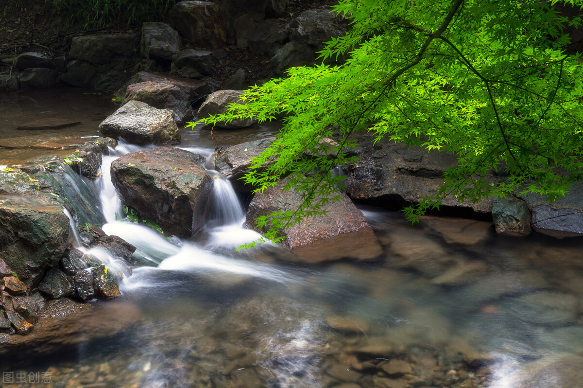 十首著名青山诗词，完美诠释“人不负青山，青山定不负人”