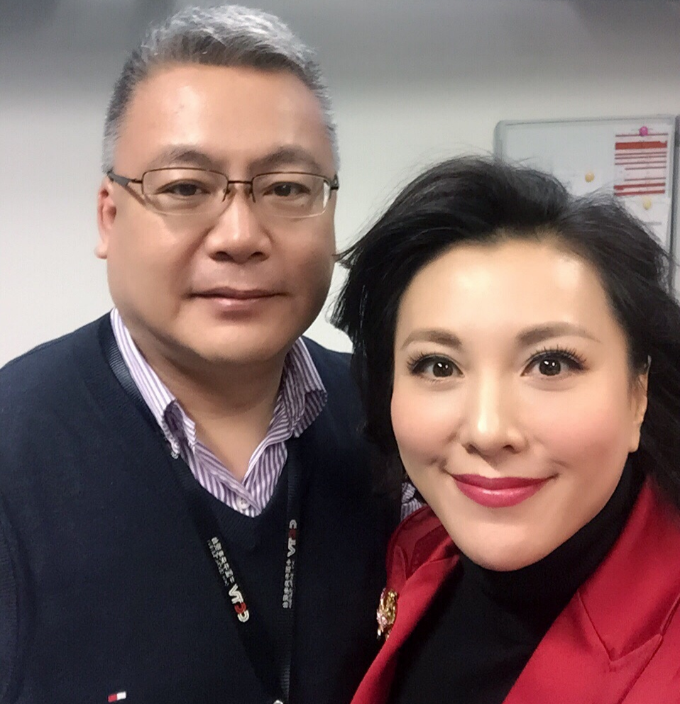 梦桐：曾因没钱买服装遭嘲讽，在央视工作25年，如今46岁活成这样